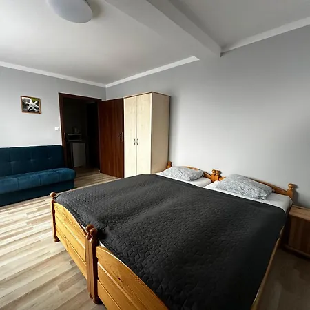 Odyseusz * 亚斯塔尔尼亚